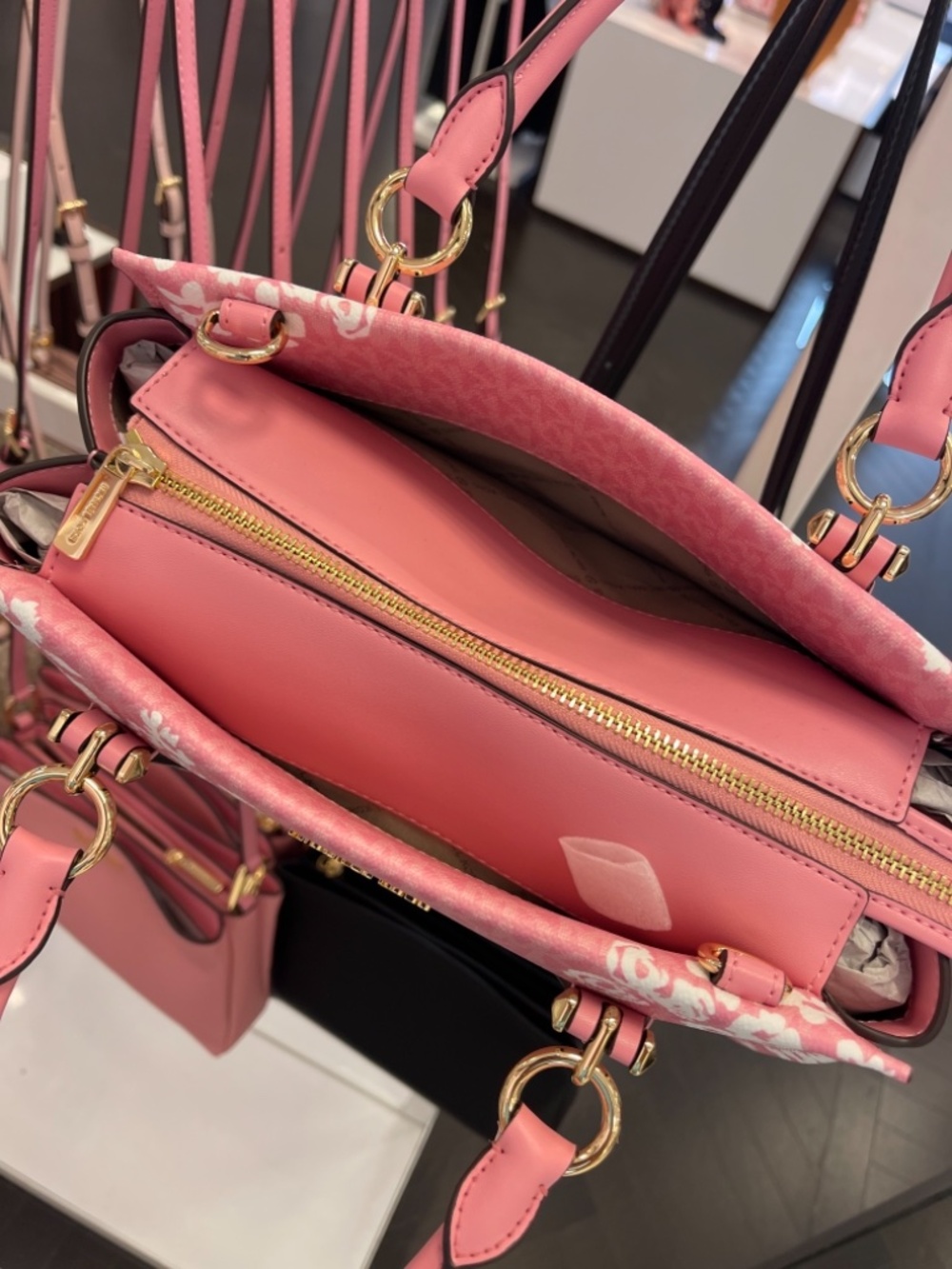 MICHAEL KORS Marilyn Medium Printed Signature Logo Satchel Crossbody Carnation - Picture 5 of 16